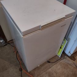 Chest freezer
