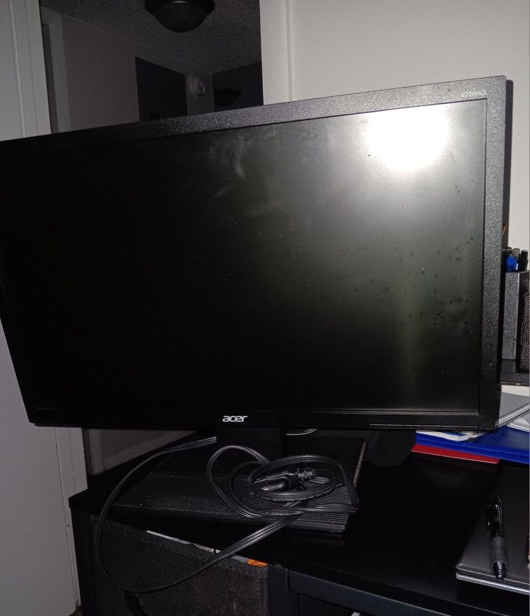 2 Acer Computer Monitors For Sale!