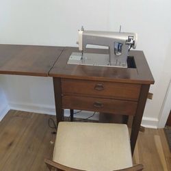 🧵 Vintage Kenmore Model 29 Sewing Machine – Fully Working + Cabinet & Chair