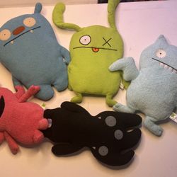 Hasbro Yours Truly Ugly Dolls Bean filled 10" set of toys