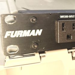 Furman M-8x2 Power Conditioner