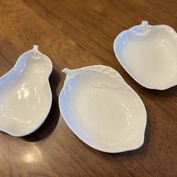 Fruit-shaped Japanese Porcelain Small Serving Bowls