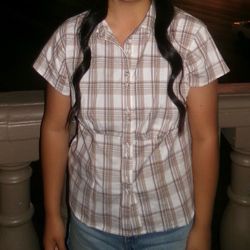 TRENDY plaid top! 
