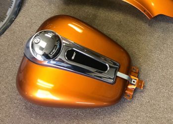 2016 Harley Davidson Complete Fuel Tank OEM 