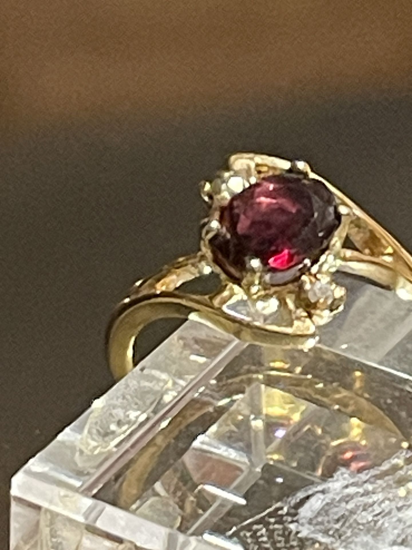REDUCED 14KT Gold African Fire Ruby 2.6 Gms