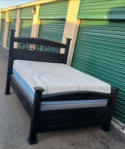 FULL SIZE BED FRAME WITH BOX AND MATTRESS