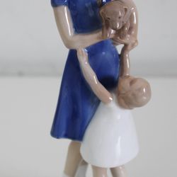 B&G Bing & Grondahl 2202 Girl with Puppy Dog Porcelain Figurine by Claire Weiss