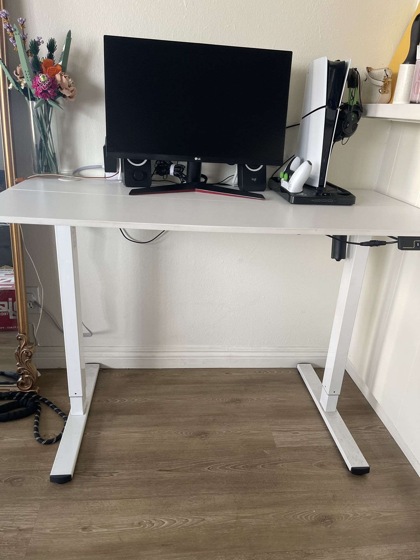 Height Ajustable Table 