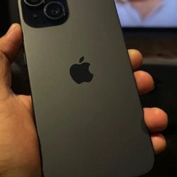 iPhone 15 Black 