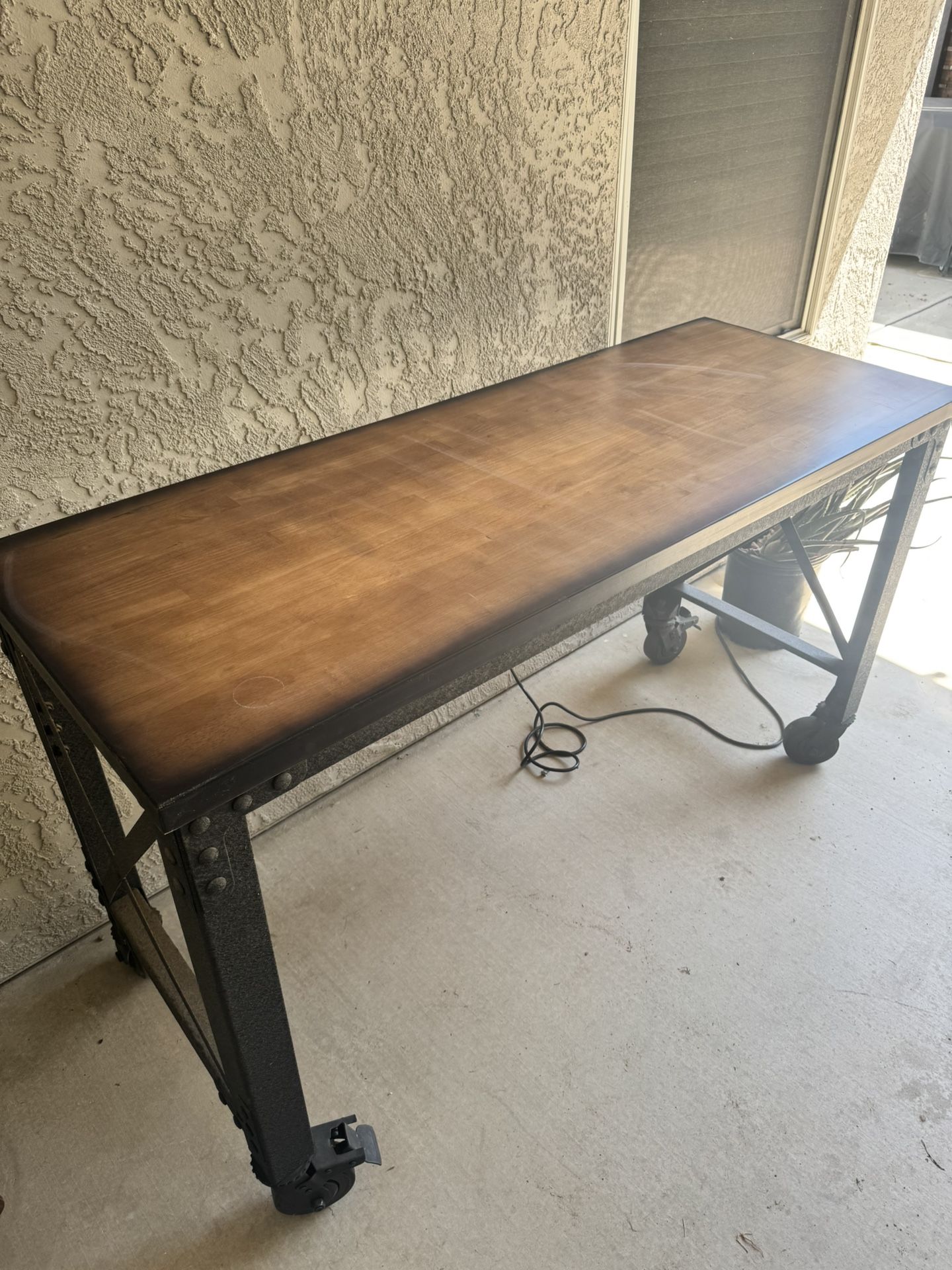Large Rolling Work Bench