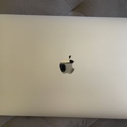 Apple MacBook Pro