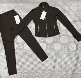 Brown Lululemon set with gold zipper