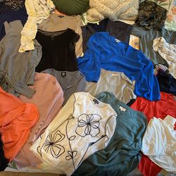 Lot of Women’s Tops - Size L