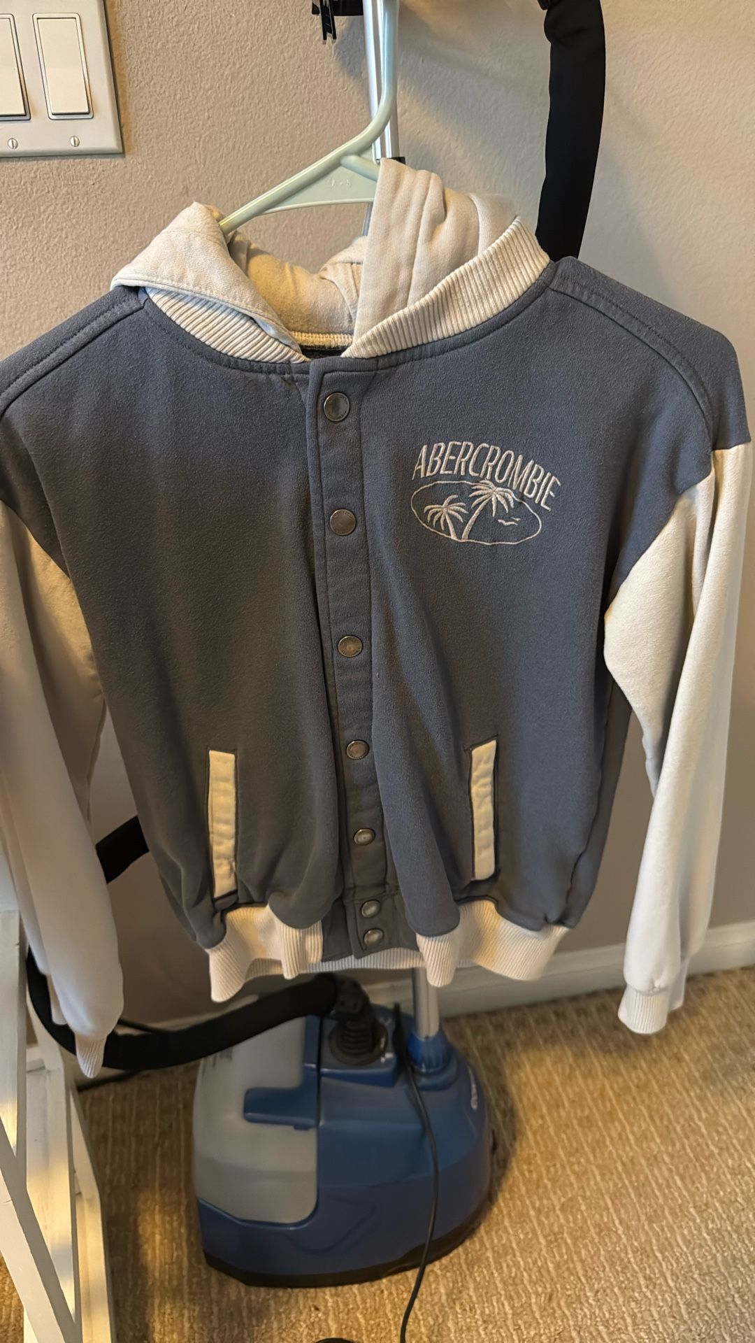 Abercrombie And Fitch Sweater/jacket Boys Size 9-10