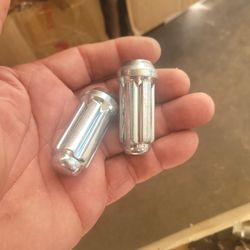 Set Lugs