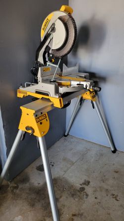 Dewalt Amp Corded 12 in. Single Bevel Compound Miter Saw with Compact Miter Saw Stand