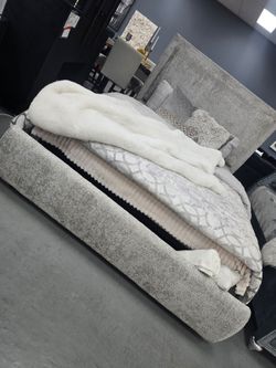 ✨️ King, Cal King, Queen Bed Frame ✨️ Furniture Sectionals, Bedrooms, Dining Avail