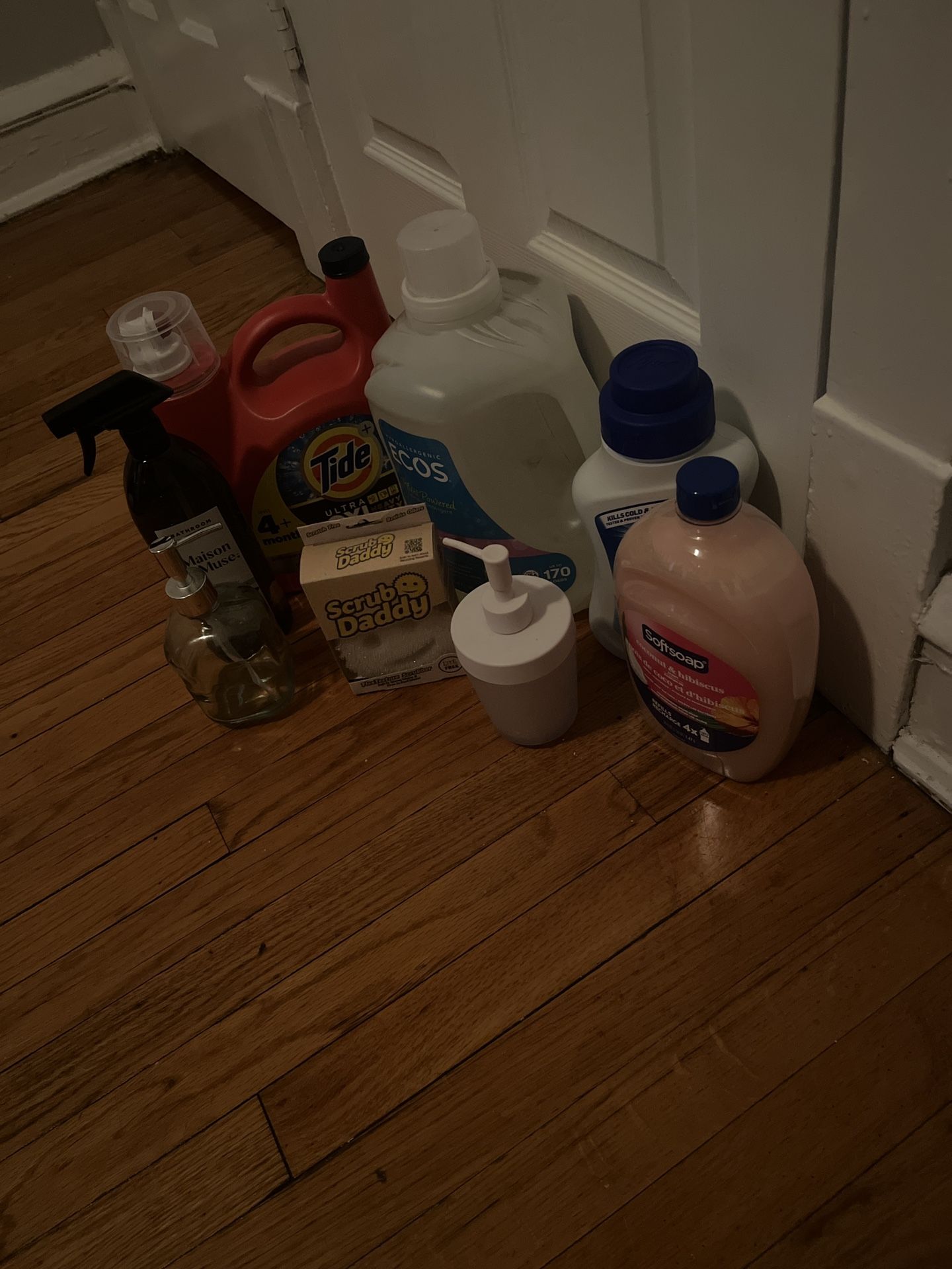 Assorted Cleaning Supplies/laundry Detergent