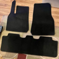 Tesla Y Car Floor Mats Set