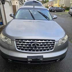 2004 Infiniti Fx35