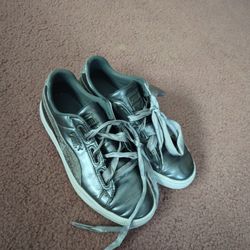 Girls Size 3.5 Pumas