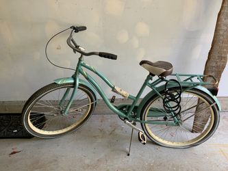 Huffy 26” Women’s Regatta 3 speed cruiser bicycle