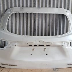 2014-2019 Toyota Highlander Limited Rear Liftage Tailgate Shell OEM 