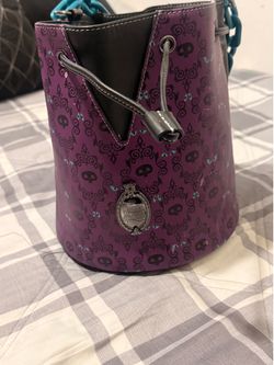 The Haunted Mansion Wallpaper Bucket Bag