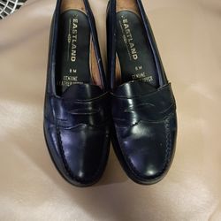 Eastland Size 8M