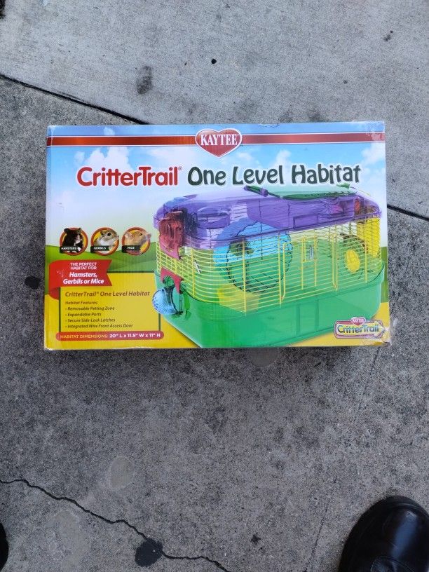 Crittertrail one top level habitat