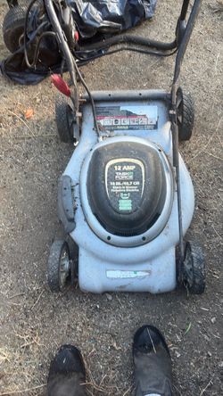 Electric lawnmower