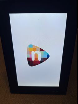 Nixplay Digital Photo Frame