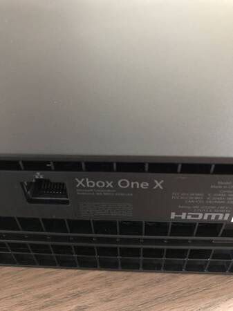 Xbox One X w RDR2