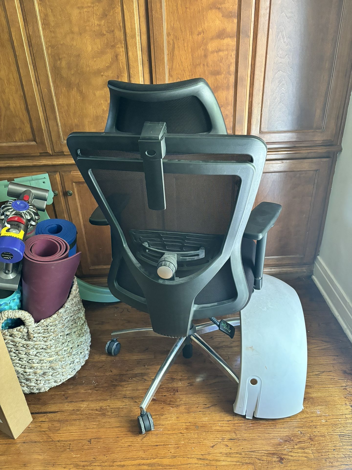 Gaming Desk Chair, Super Comfortable Must Go