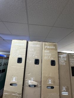 Samsung 85” QLED 7 Series 4K Smart TV (QN85Q72D)