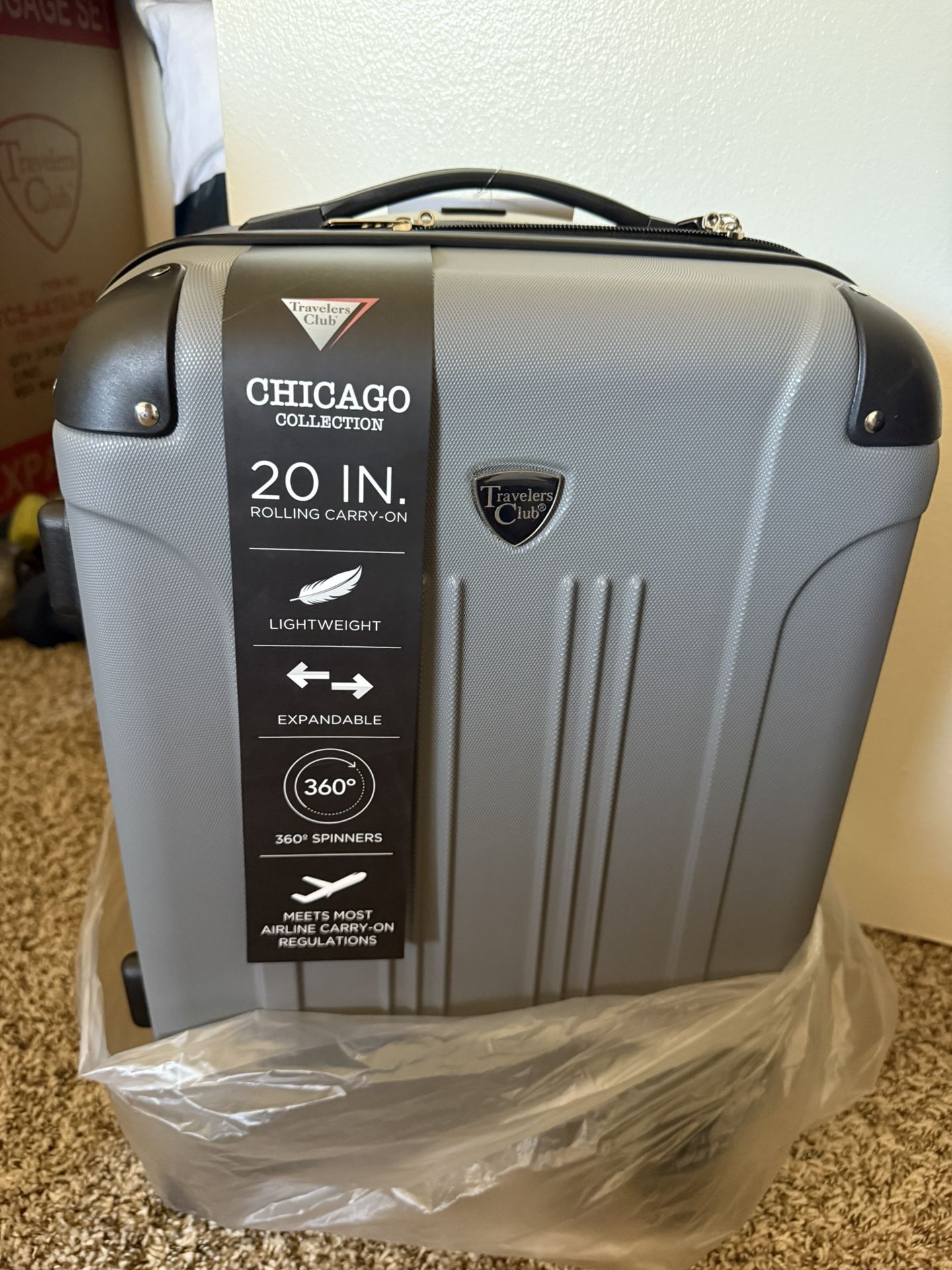 luggage  travelers club