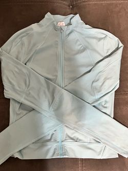 Lululemon jacket in light blue size 6 brand new without tags