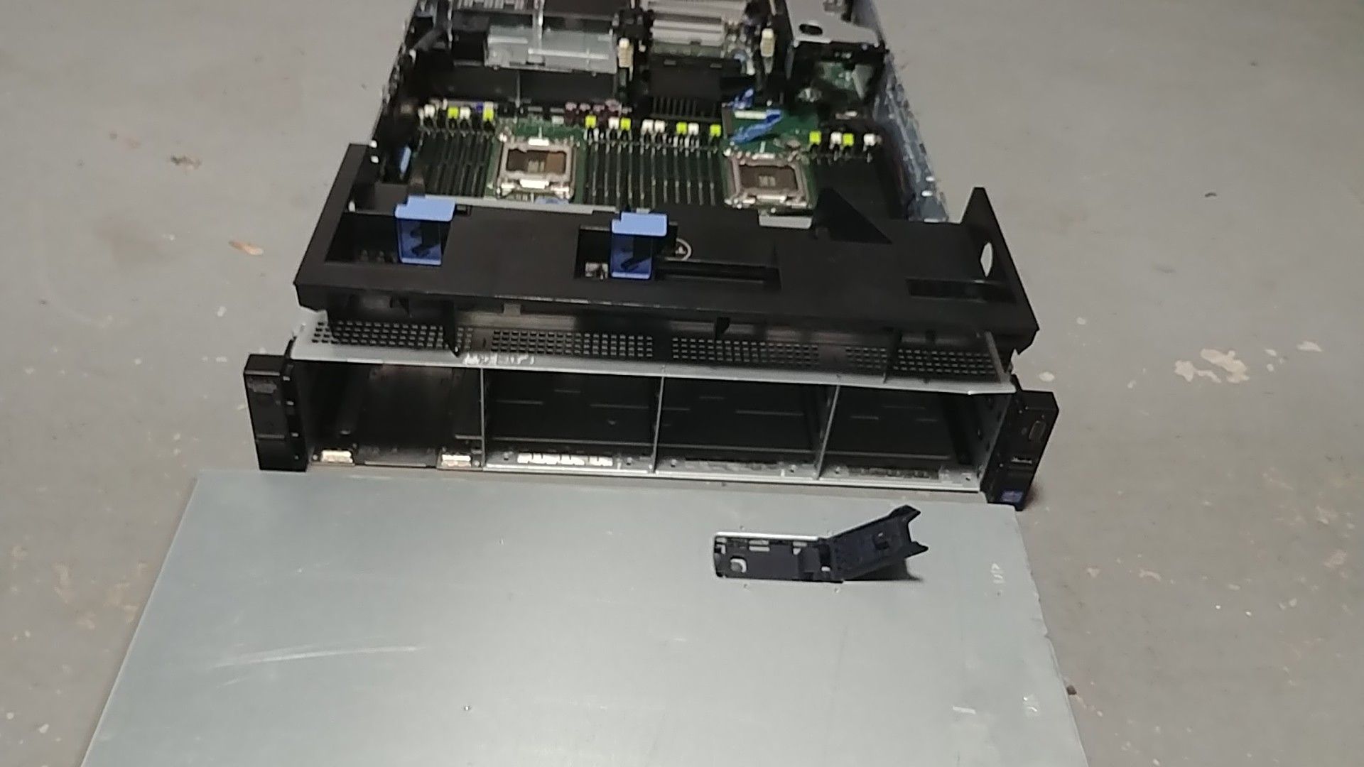 Dell poweredge r720xd server parts only