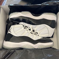 Jordan 11 Size 8.5