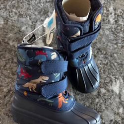 Kids Snow Boots Size 10 and Size 11