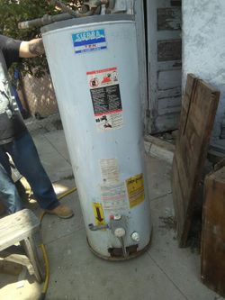 Hot water heater