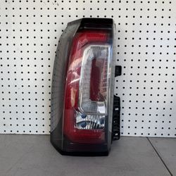 2015 2016 2017 2018 2019 2020 GMC Yukon Left Driver Side Taillight 