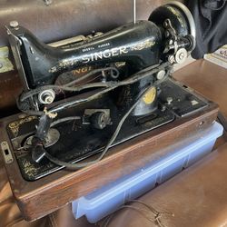 Antique Sewing Machine 