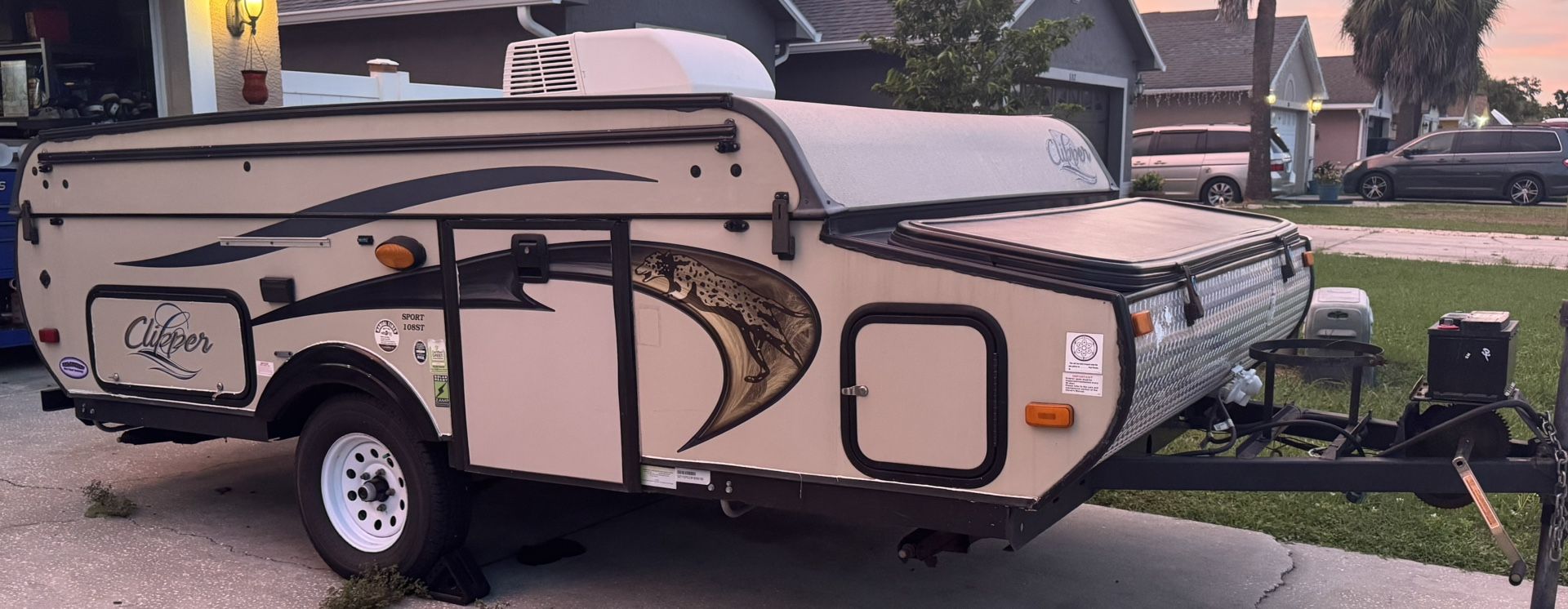 2015 Coachmen Clipper Popup Camper In Great Conditions