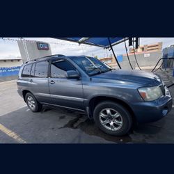 Toyota Highlander 2004 