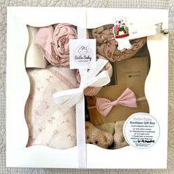 🎀 Adorable Baby Girl Gift Box– Newborn to 9 Months – Ready-to-Gift for Christmas!