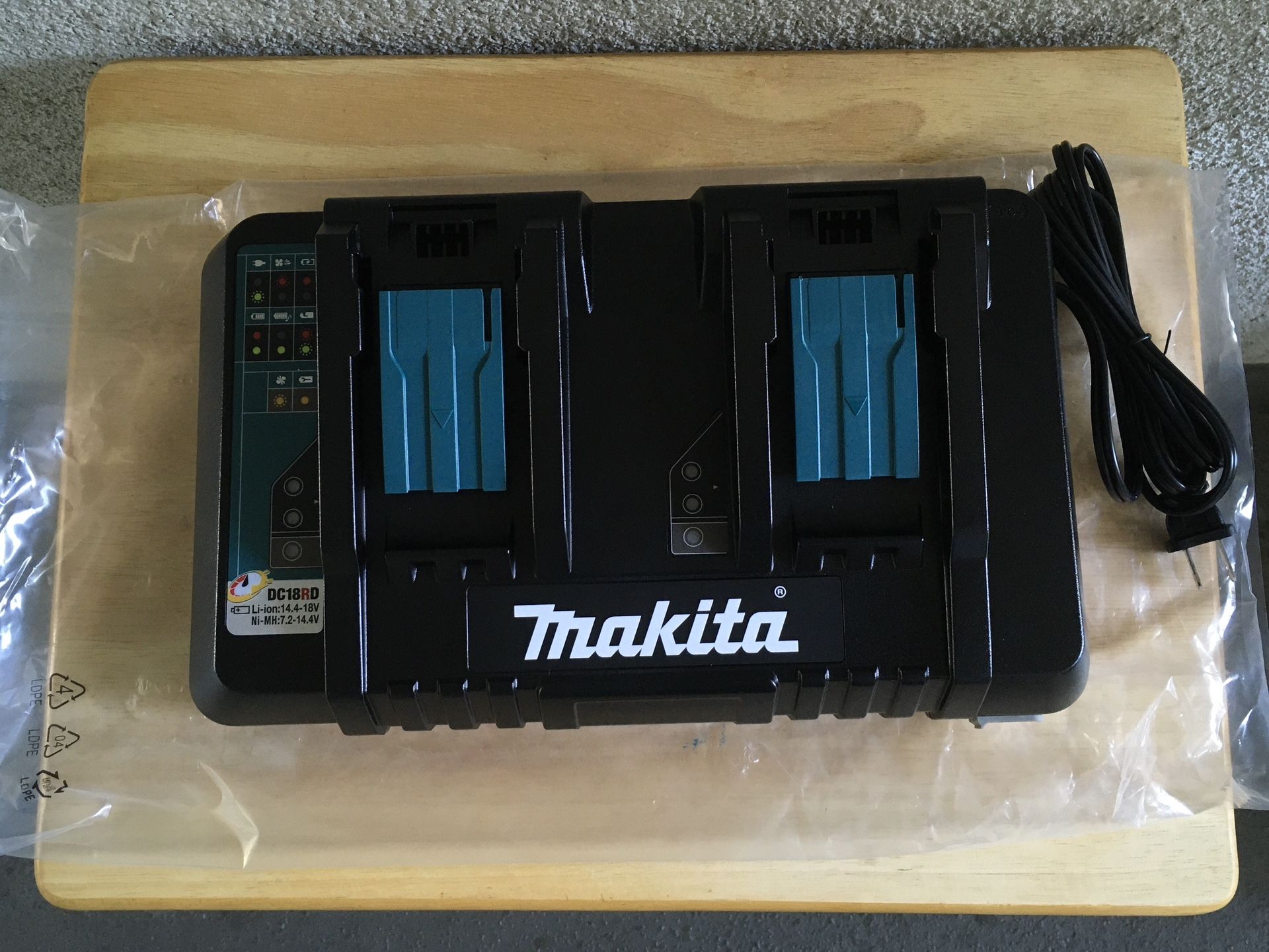MAKITA DC18RD 18V LXT® Lithium‑Ion Dual Port Rapid Optimum Charger *NEW* - $70.00