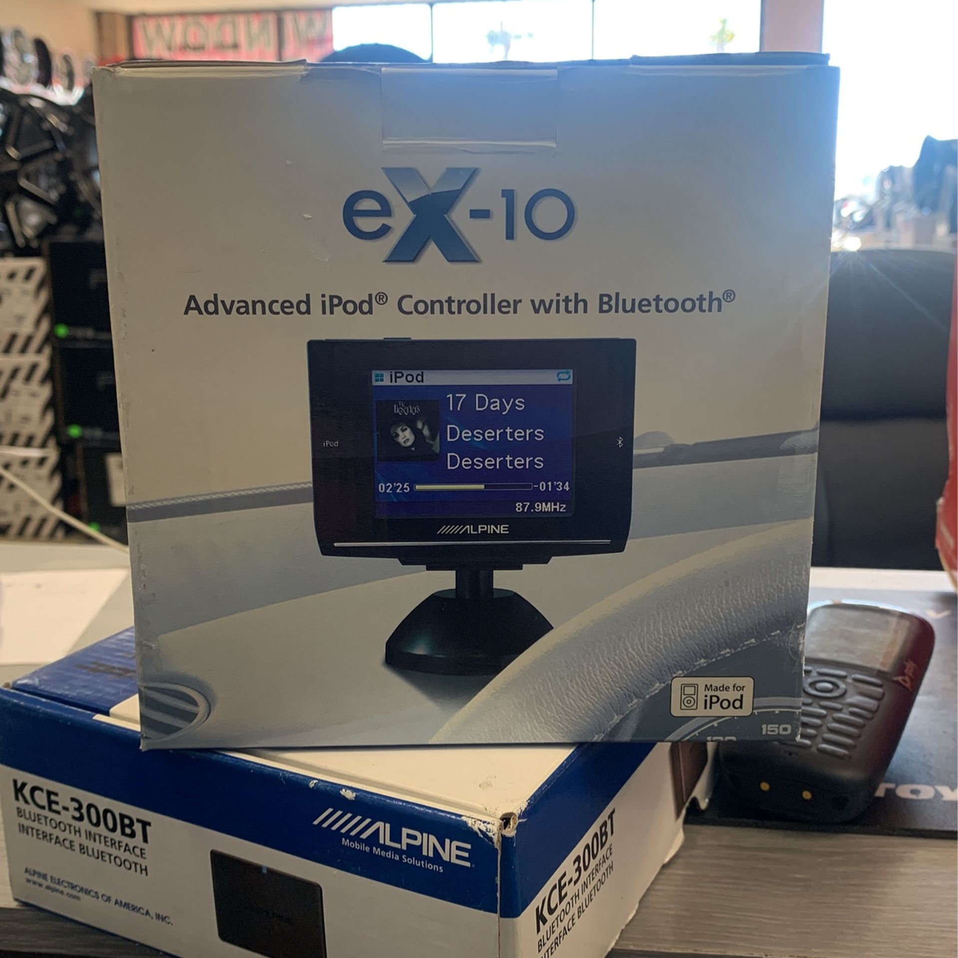 ALPINE IPOD BLUETOOTH MODULE for Sale in Las Vegas, NV - OfferUp
