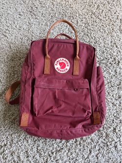 Fjallraven Kanken Classic Backpack - Ox Red / Chess Pattern Straps