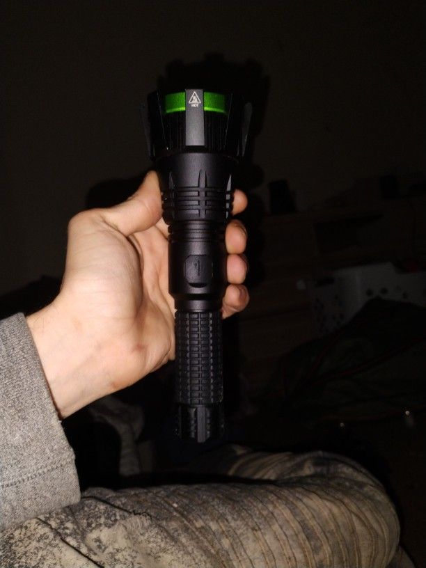 Kodiak Rechargable Flashlight
